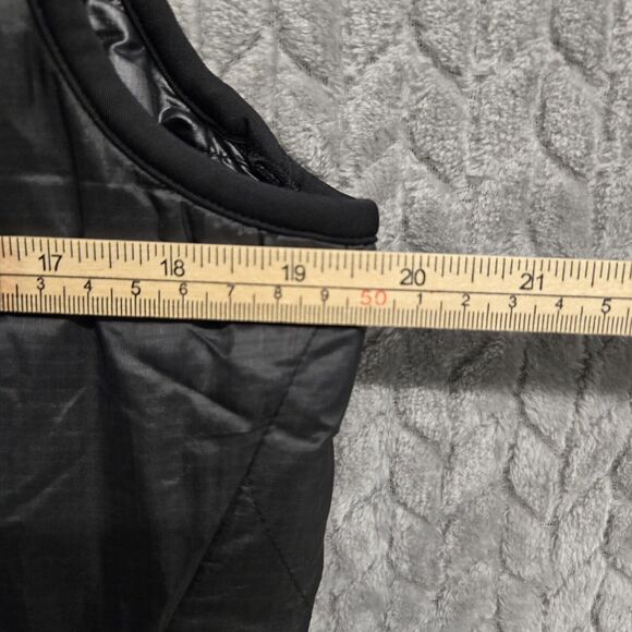 Patagonia Micro Puff Vest Womens Medium Full Zip Black Quilt Line Insulated‎ - Picture 4 of 8